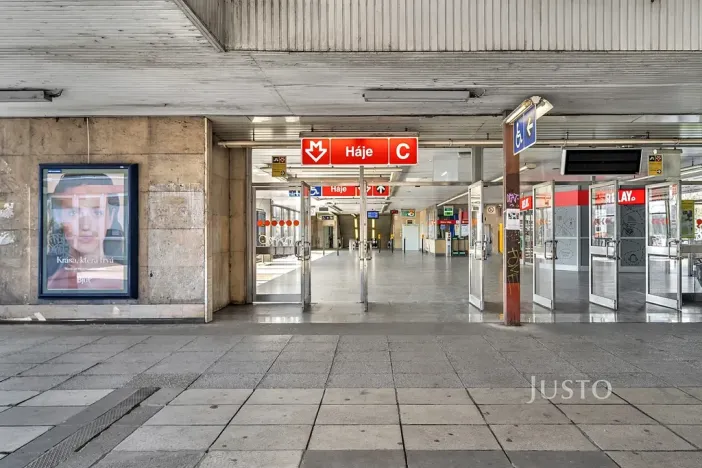 Pronájem bytu 3+1, Praha - Háje, Kosmická, 72 m2