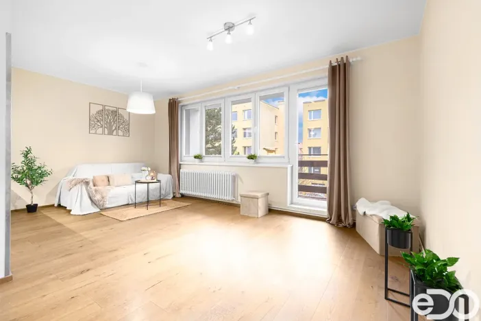 Prodej bytu 3+1, Unhošť, Na Rybníčku, 66 m2