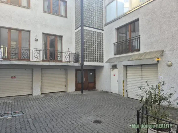 Pronájem bytu 1+kk, Praha - Vinohrady, Francouzská, 60 m2