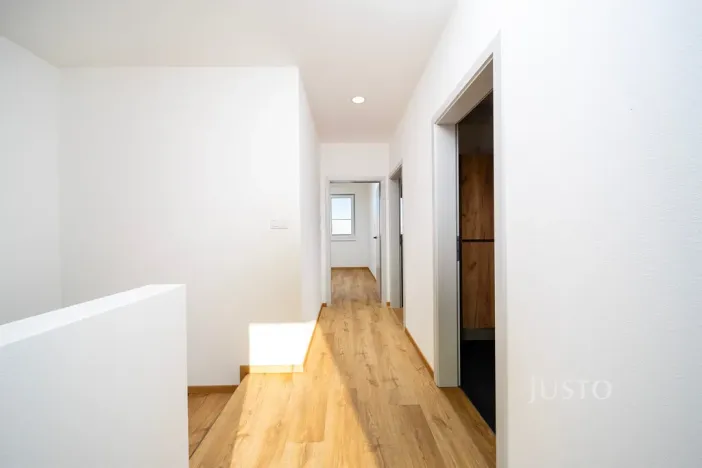 Prodej bytu 5+kk, Srubec, Smrková, 121 m2