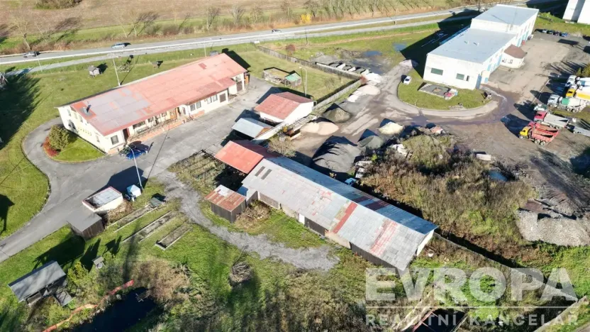 Prodej výrobních prostor, Lánov - Prostřední Lánov, 740 m2