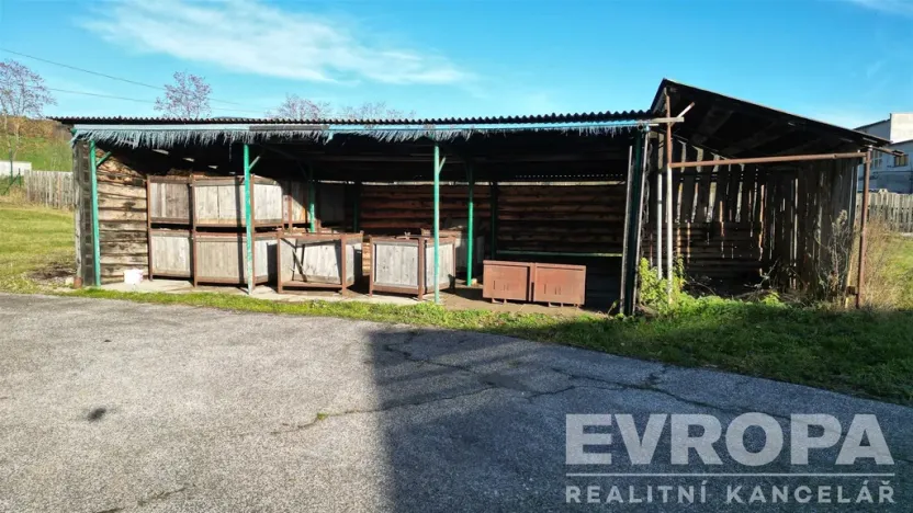 Prodej výrobních prostor, Lánov - Prostřední Lánov, 740 m2