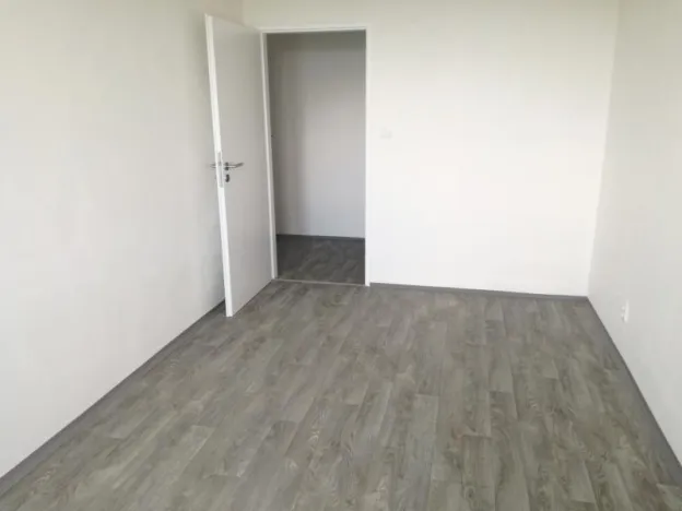 Pronájem bytu 2+1, Ostrava - Poruba, Francouzská, 56 m2