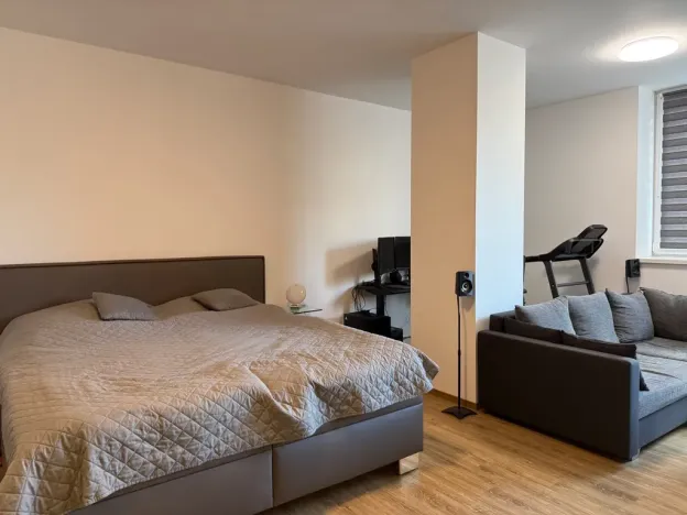 Pronájem bytu 1+kk, Ústí nad Labem - Ústí nad Labem-centrum, Velká Hradební, 40 m2