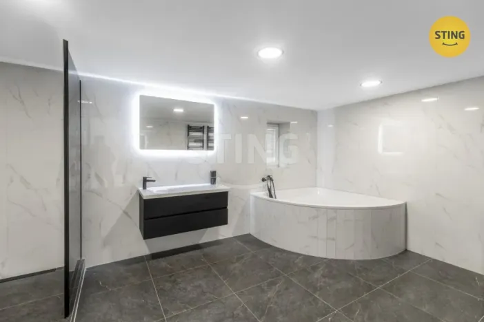 Prodej vícegeneračního domu, Český Těšín, Ropická, 387 m2