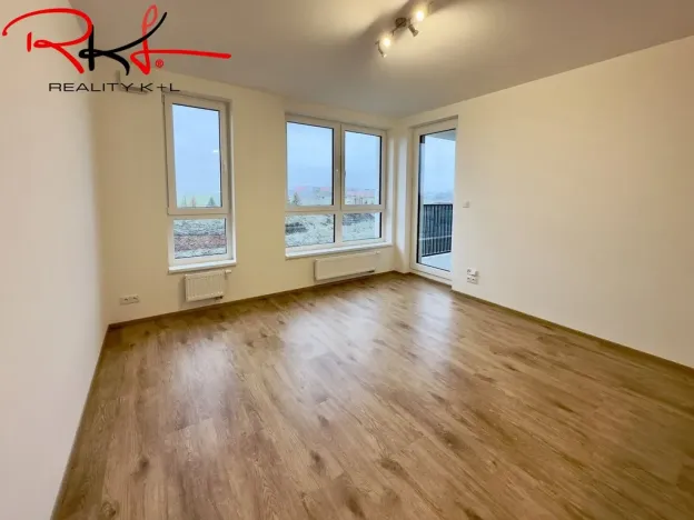 Pronájem bytu 2+kk, Praha, Stočesova, 57 m2