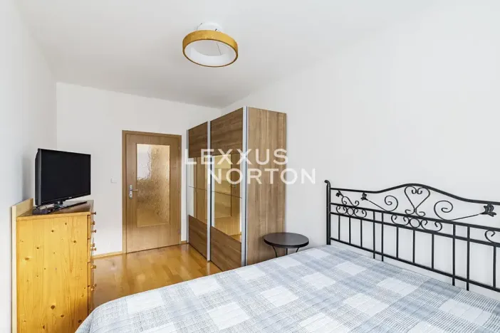 Pronájem bytu 2+kk, Praha - Motol, Jeřabinová, 68 m2