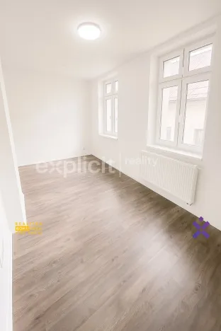 Pronájem bytu 2+kk, Žirovnice, Havlíčkovo náměstí, 42 m2