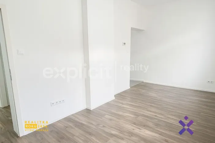 Pronájem bytu 2+kk, Žirovnice, Havlíčkovo náměstí, 42 m2