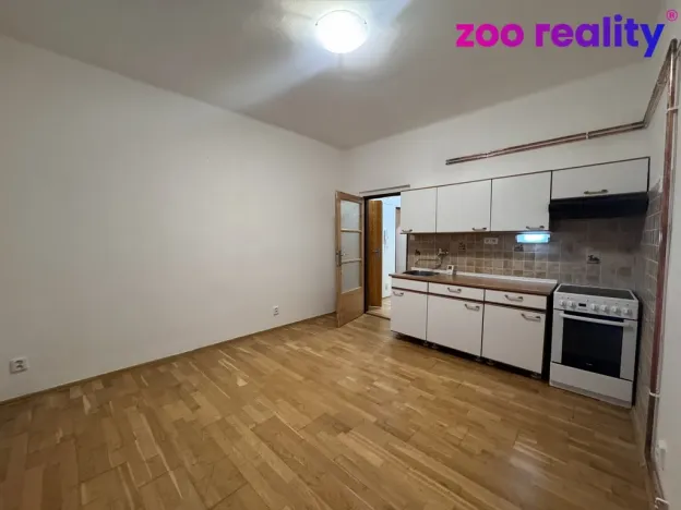 Pronájem bytu 1+1, Žatec, Hošťálkovo náměstí, 41 m2