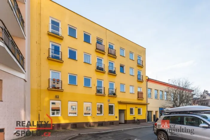 Prodej bytu 2+kk, Poděbrady - Poděbrady III, náměstí 5. května, 44 m2