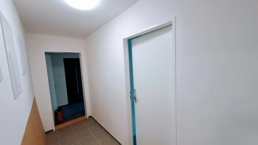 Pronájem bytu 1+kk, Děčín - Děčín I-Děčín, Křížová, 25 m2