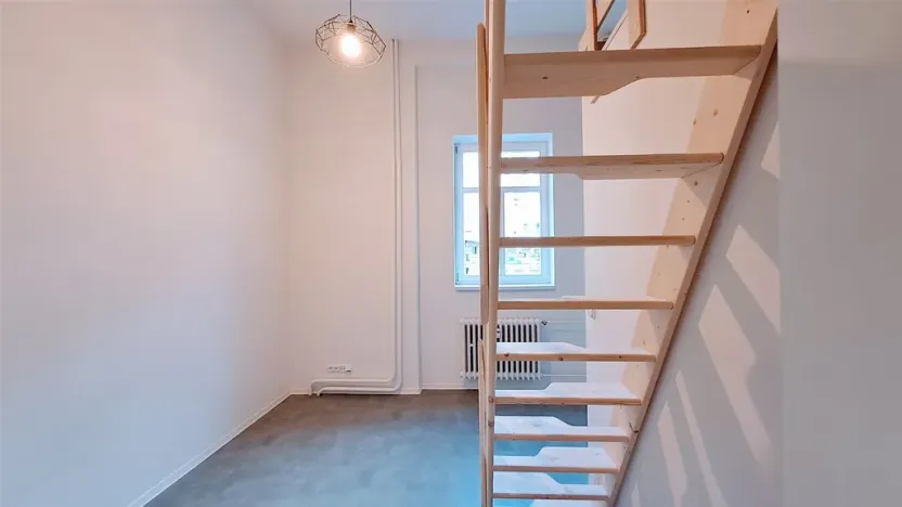 Pronájem bytu 1+kk, Děčín - Děčín I-Děčín, Křížová, 25 m2