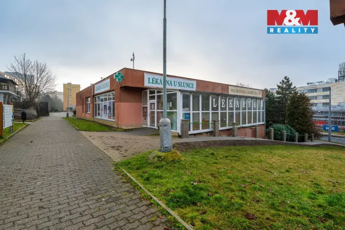 Pronájem obchodního prostoru, Ústí nad Labem - Severní Terasa, Šrámkova, 44 m2