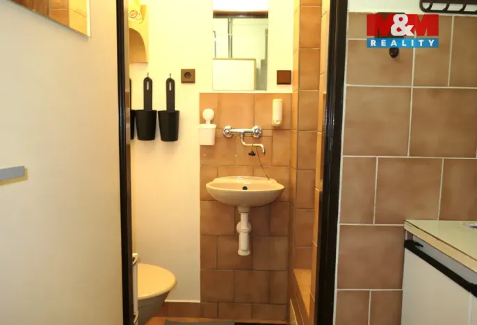 Pronájem bytu 1+kk, Loděnice, Spojovací, 15 m2