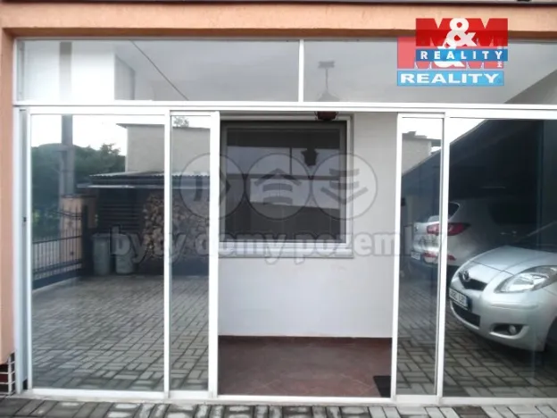 Pronájem bytu 1+kk, Loděnice, Spojovací, 15 m2