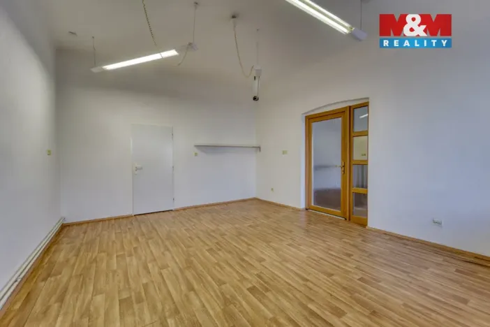 Pronájem obchodního prostoru, Plzeň - Východní Předměstí, Koterovská, 57 m2