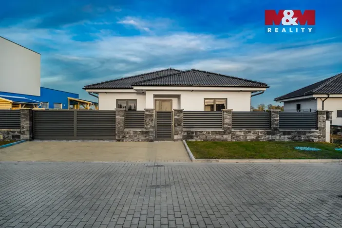 Prodej rodinného domu, Jenštejn, Za zahradami, 153 m2