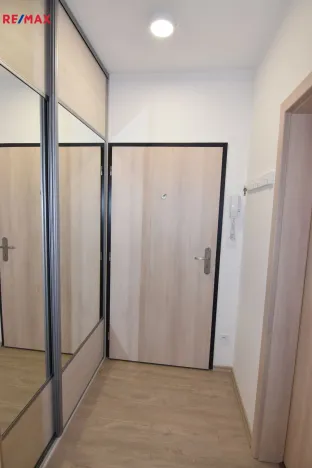 Pronájem bytu 1+kk, Olomouc - Hodolany, Tovární, 32 m2