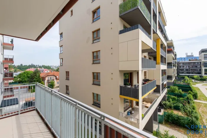 Pronájem bytu 2+kk, Praha - Modřany, Komořanská, 60 m2