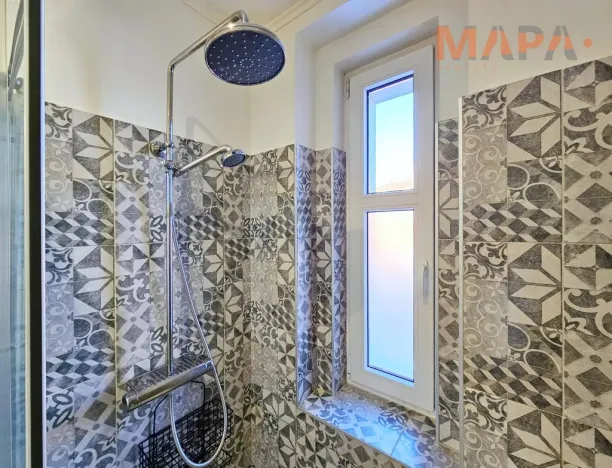 Pronájem bytu 3+1, Chomutov, Škroupova, 95 m2