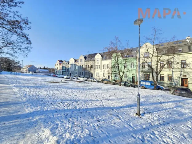 Pronájem bytu 3+1, Chomutov, Škroupova, 95 m2