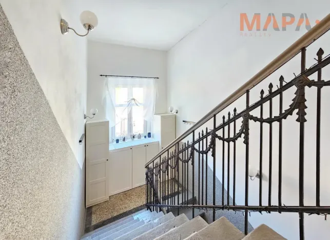 Pronájem bytu 3+1, Chomutov, Škroupova, 95 m2