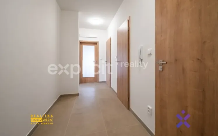 Pronájem bytu 2+kk, Zlín, Kúty, 62 m2