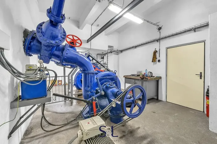 Prodej komerční nemovitosti, Železný Brod, 2098 m2