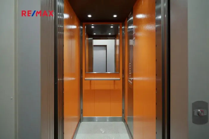 Prodej bytu 2+1, Praha - Braník, Branická, 52 m2