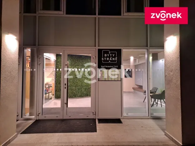 Pronájem bytu 1+kk, Zlín, Nad Stráněmi, 34 m2