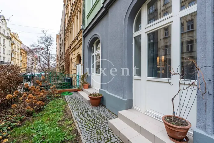 Pronájem bytu 3+kk, Praha - Bubeneč, Šmeralova, 111 m2