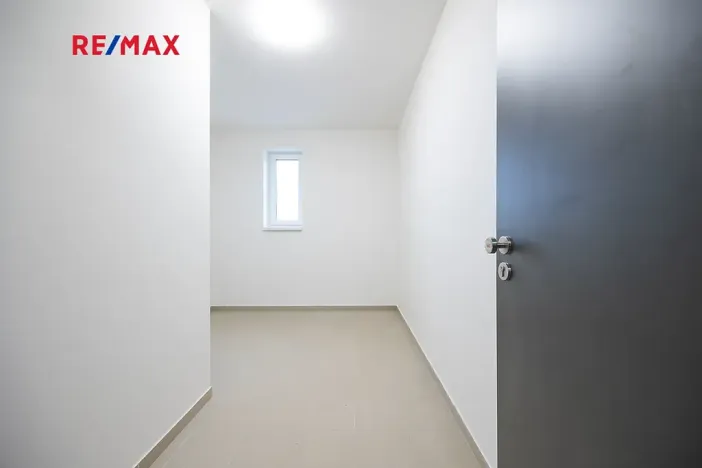 Pronájem bytu 2+kk, Hořovice, Pšeničná, 43 m2