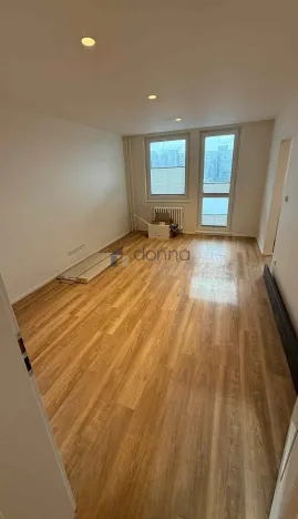 Pronájem bytu 3+kk, Praha, Angelovova, 70 m2