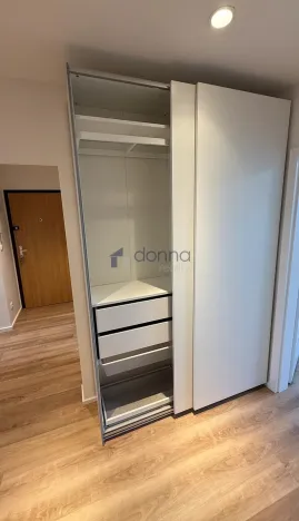 Pronájem bytu 3+kk, Praha, Angelovova, 70 m2