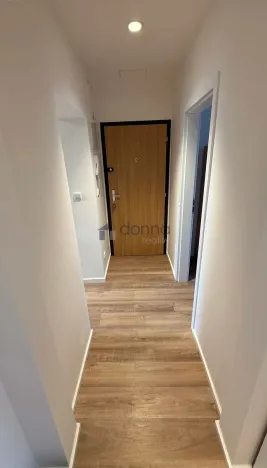 Pronájem bytu 3+kk, Praha, Angelovova, 70 m2