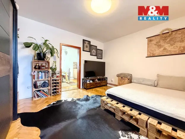 Pronájem bytu 1+1, Praha - Klánovice, Slavětínská, 42 m2