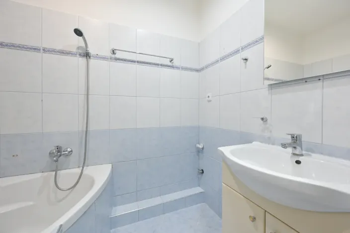 Pronájem bytu 2+1, Ostrava - Poruba, Heyrovského, 52 m2