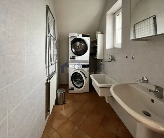 Pronájem rodinného domu, Praha, K Beránku, 186 m2