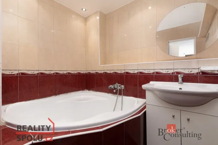 Prodej bytu 2+1, Ostrava - Zábřeh, Tylova, 60 m2