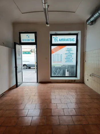 Pronájem obchodního prostoru, Teplice, 57 m2