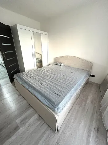 Pronájem bytu 2+kk, Praha - Prosek, Vysočanská, 43 m2