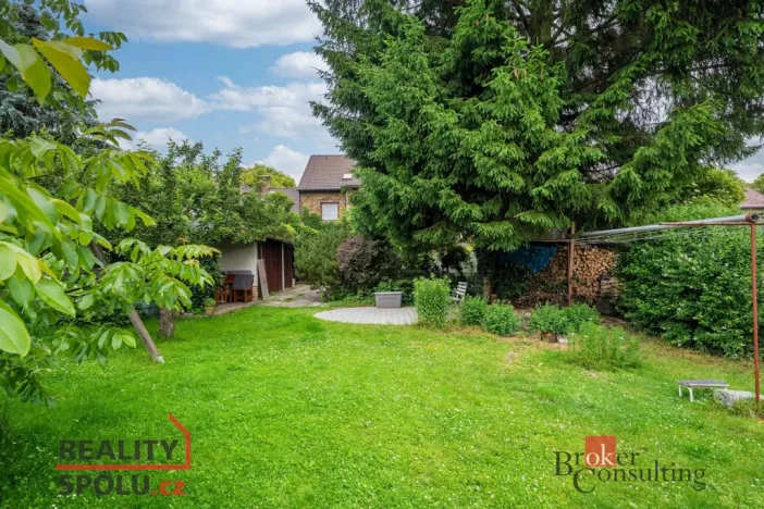 Prodej bytu 2+kk, Dvůr Králové nad Labem, Klazarova, 40 m2