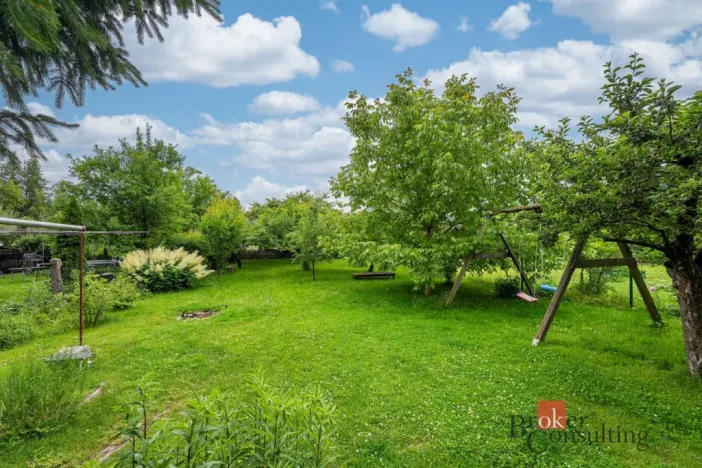 Prodej bytu 2+kk, Dvůr Králové nad Labem, Klazarova, 40 m2