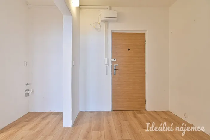 Pronájem bytu 2+kk, Brno - Líšeň, Elplova, 46 m2
