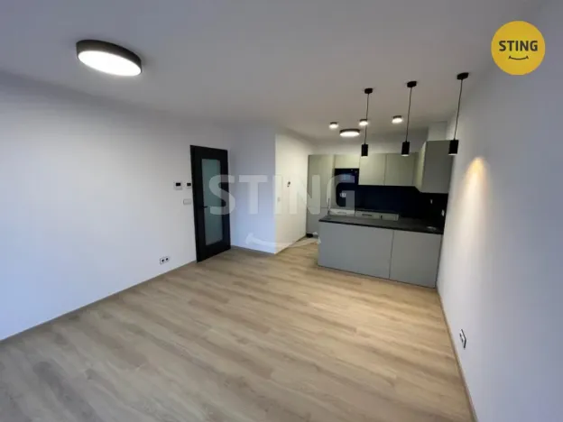 Pronájem bytu 2+kk, Pardubice, Husova, 56 m2