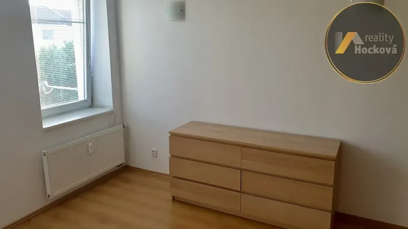 Prodej bytu 3+kk, Milovice, Topolová, 65 m2