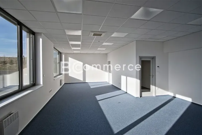 Pronájem skladu, Modřice, 340 m2