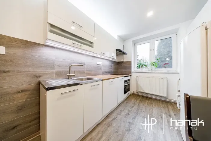 Pronájem bytu 2+1, Olomouc, Na střelnici, 55 m2