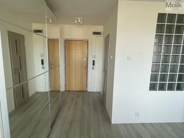 Pronájem bytu 1+kk, Most, Pod Šibeníkem, 32 m2